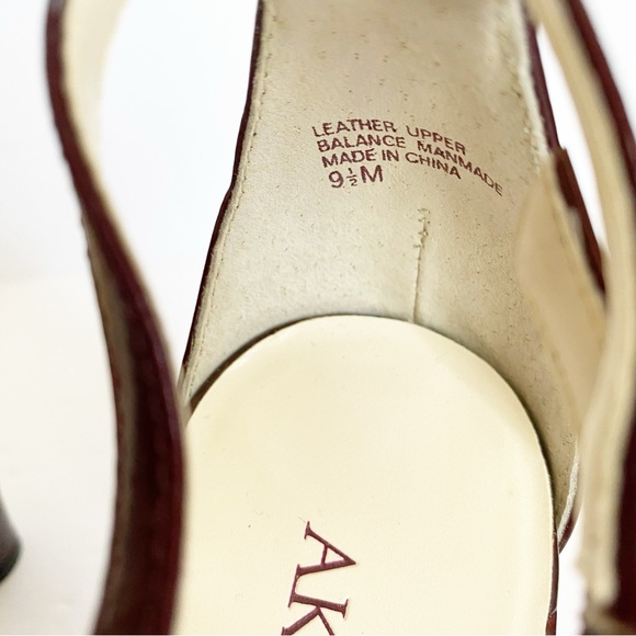 NEW Anne Klein Maroon Brown Leather T-Strap Heels Shoes Classic Size 9.5 - Picture 11 of 14
